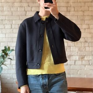 Uniqlo U button up cropped jacket in navy | size small
